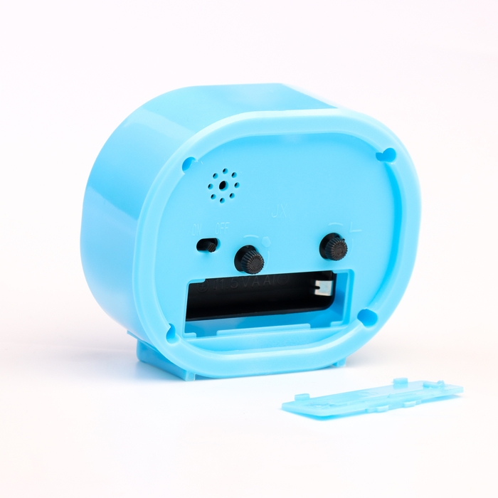 Часы настольные будильник Часы настольные будильник "Классика" на ножках, 10 х 8.5 см, голубые