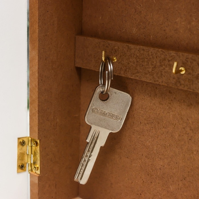 Ключница дерево 6 крючков Ключница дерево 6 крючков "Листики" 6,5х20х25 см