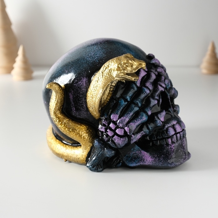 Сувенир полистоун  Сувенир полистоун "Змея на черепе" 15х12,5х12 см