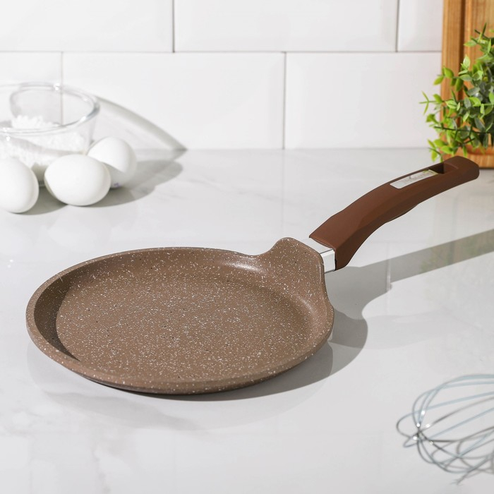 Сковорода блинная «Гранит Brown», d=22 см, пластиковая ручка, антипригарное покрытие, цвет коричневый Сковорода блинная «Гранит Brown», d=22 см, пластиковая ручка, антипригарное покрытие, цвет коричневый