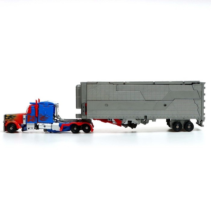 Робот «Предводитель», с прицепом, трансформируется