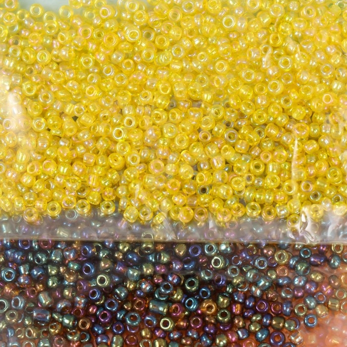 Бисер круглый 12/0  Бисер круглый 12/0 "Красно-жёлтый" перламутр 8 цветов х 10 гр 20х8 см