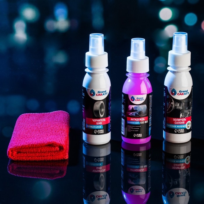 Подарочный набор автолюбителю Grand Caratt black, Универсальный: чернитель шин 100 мл, полироль салона 100 мл, антидождь 100 мл, микрофибра Подарочный набор автолюбителю Grand Caratt black, Универсальный: чернитель шин 100 мл, полироль салона 100 мл, антидождь 100 мл, микрофибра