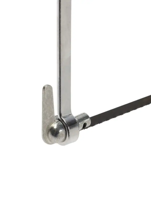 Лобзик ручной ТУНДРА, деревянная рукоятка, в комплекте пилки, 130 мм