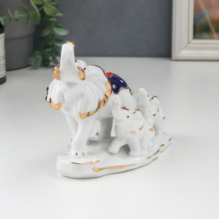 Сувенир керамика Сувенир керамика "Слон со слонятами" белый с золотом, стразы 16,2 см