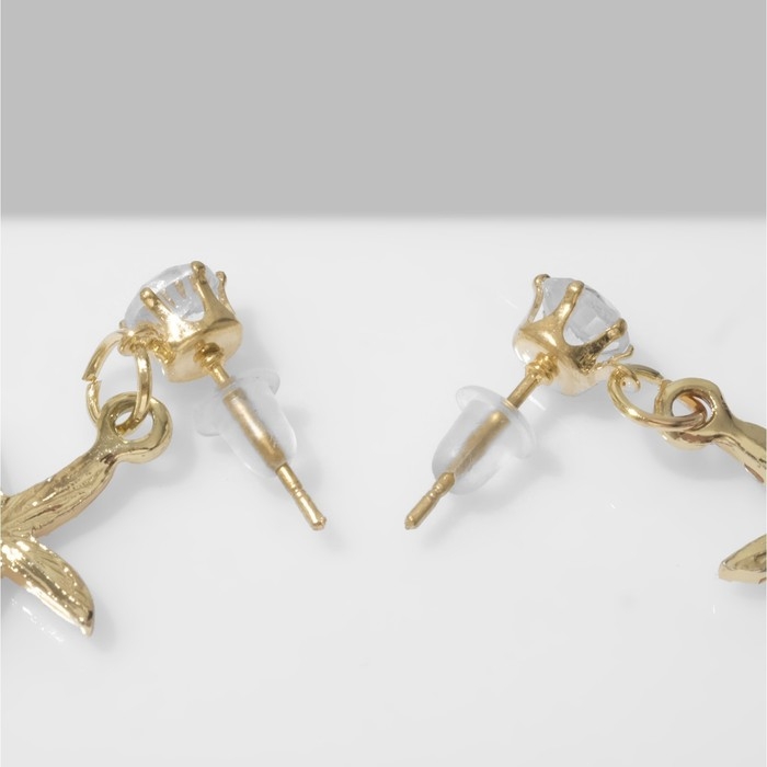 Серьги со стразами «Морская звезда», цвет белый в золоте