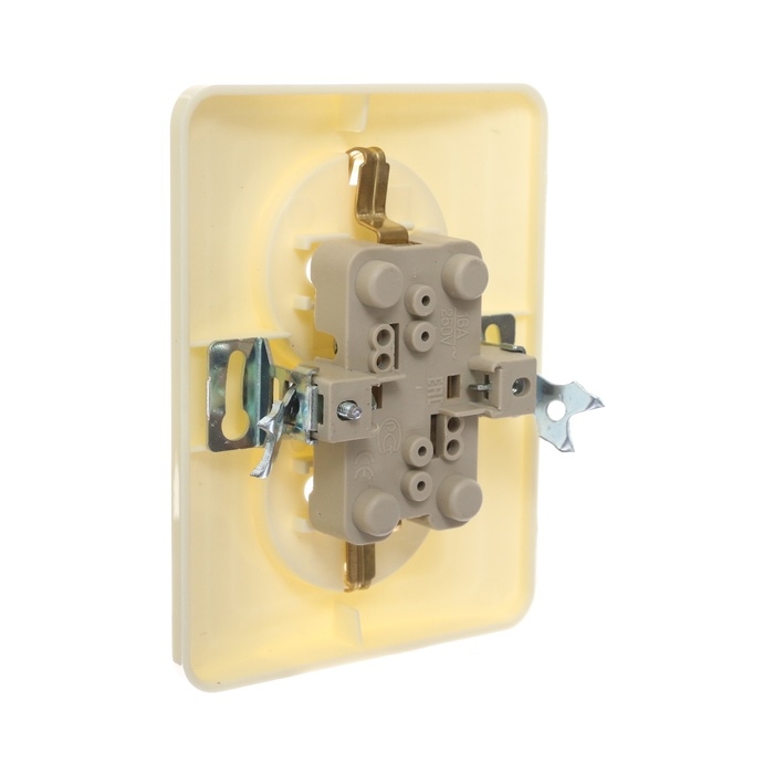 Розетка двухместная Luazon Lighting  Розетка двухместная Luazon Lighting "Орион", 16 А, скрытая, с з/к, бежевая