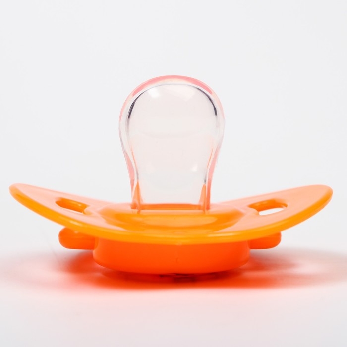Соска - пустышка силиконовая ортодонтическая, от 0 мес., с держателем, цвет оранжевый Соска - пустышка силиконовая ортодонтическая, от 0 мес., с держателем, цвет оранжевый