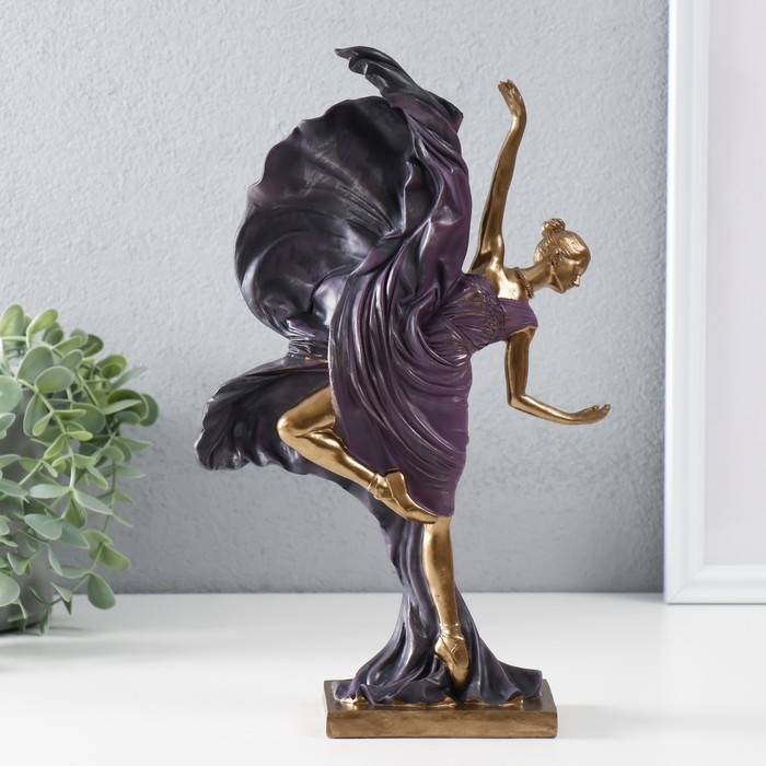 Сувенир полистоун  Сувенир полистоун "Балерина в летящем фиолетовом платье" бронза 19х7,5х30,5 см
