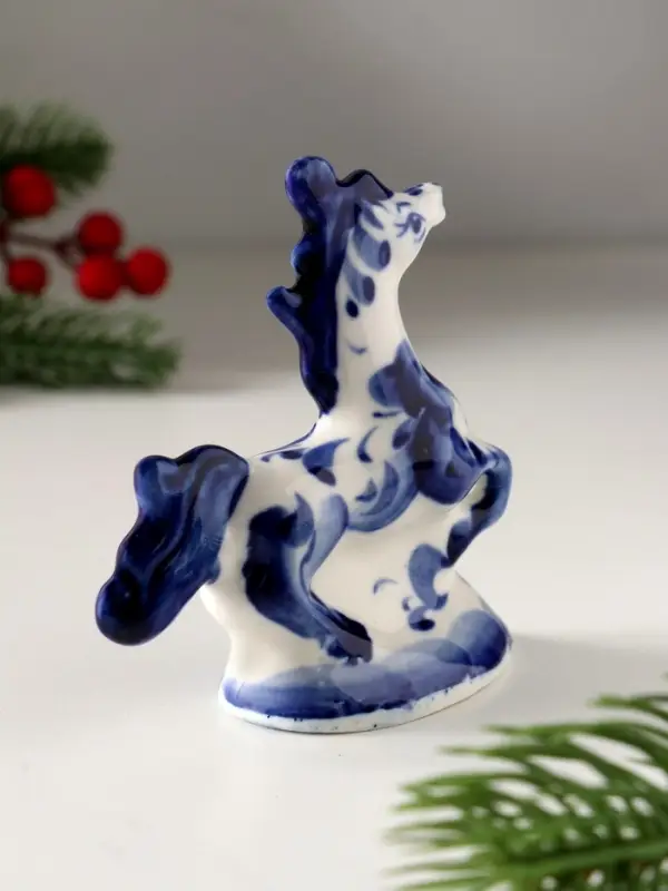 Сувенир Лошадь Оля , 8,5х8 см, гжель Сувенир Лошадь Оля , 8,5х8 см, гжель