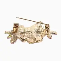 Брошь &laquo;Сакура&raquo; цветок, цвет зелено-розовый в золоте