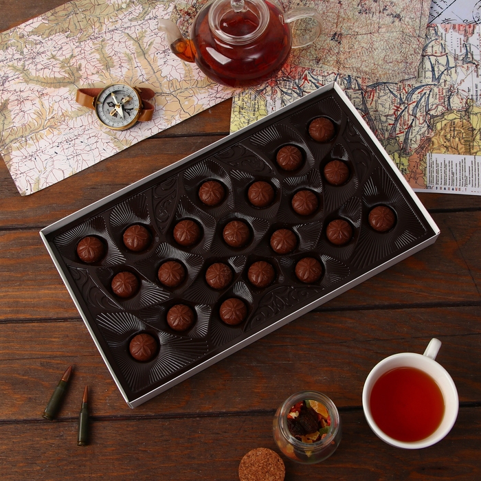 Набор шоколадных конфет Набор шоколадных конфет "С Днем Победы !", 230 г