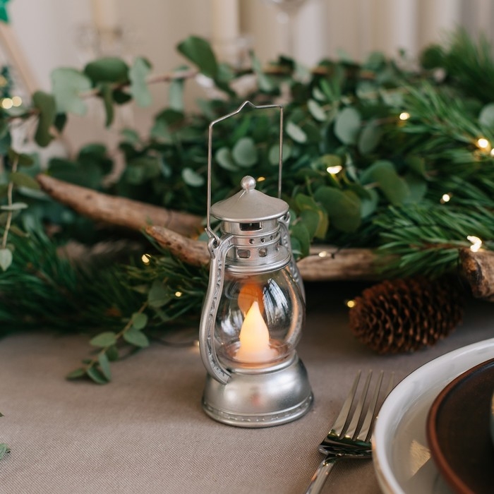 Светодиодная фигура «Серебристый фонарь» 8 × 12 × 6 см, пластик, батарейки AG13х3 (в комплекте), свечение тёплое белое Светодиодная фигура «Серебристый фонарь» 8 × 12 × 6 см, пластик, батарейки AG13х3 (в комплекте), свечение тёплое белое