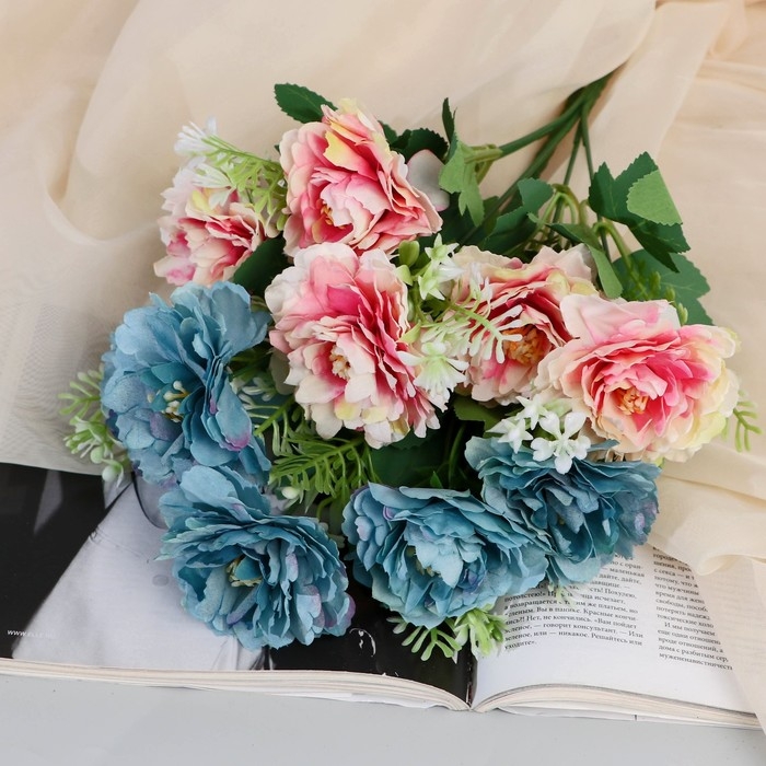 Букет Букет "Фиалка Ле Далия" 7х26 см, микс