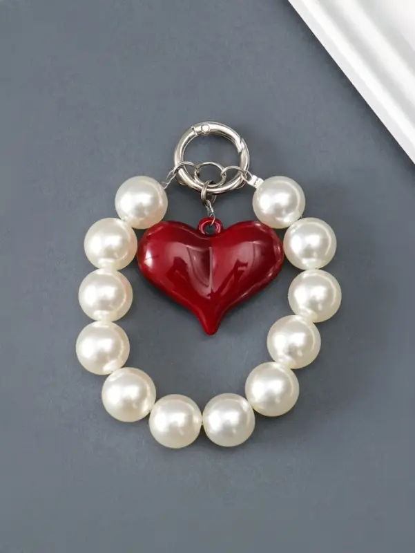 Брелок на карабине "Жемчужины и сердце" бусины d=1,6 см сердце 4,3х3,5 см 14 см