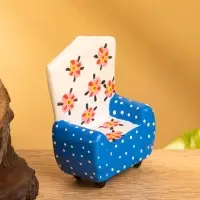 Мебель для кукол &laquo;Кресло с цветами&raquo;, 5&times;3&times;7.5 см, дерево