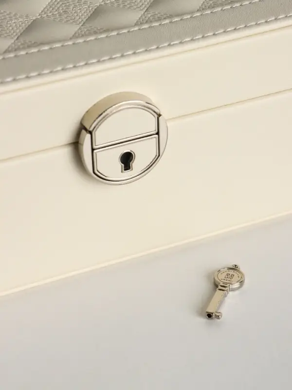 Шкатулка для часов 2 отделения и украшений &laquo;Ромбы белые&raquo;, кожзам, матовая, 8.5&times;25&times;25 см