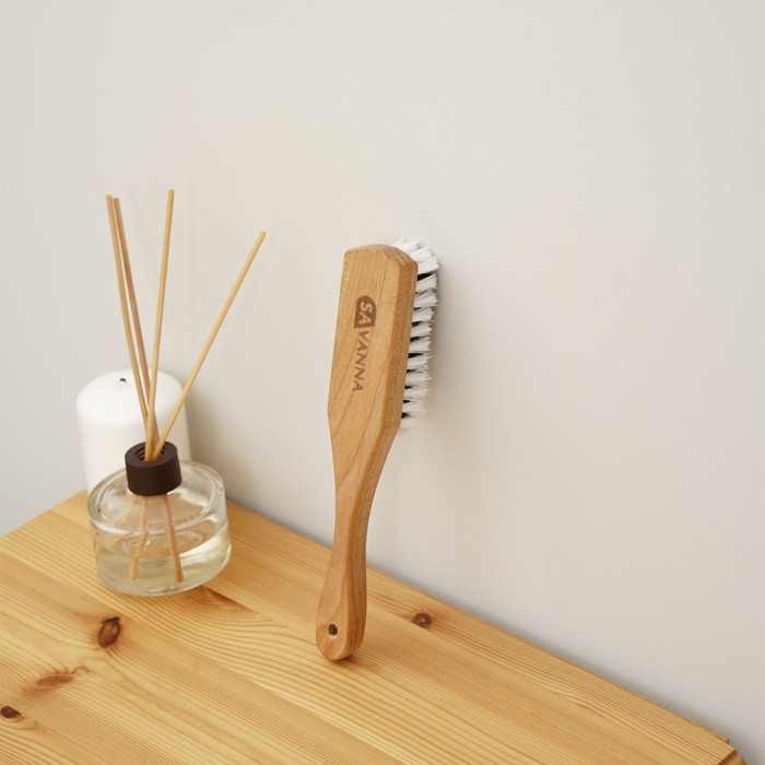 Щётка для одежды и обуви SAVANNA, 21×3,4 см, 59 пучков, искусственная щетина Щётка для одежды и обуви SAVANNA, 21×3,4 см, 59 пучков, искусственная щетина