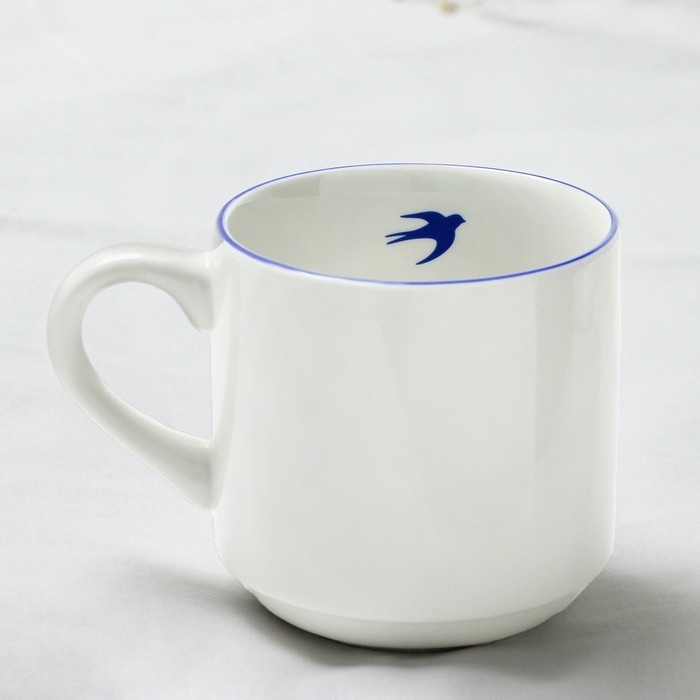Кружка белая керамическая «Ласточка», 300 мл Кружка белая керамическая «Ласточка», 300 мл