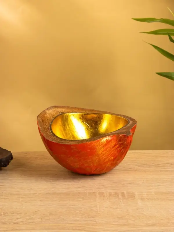 Чаша из кокоса, 19×22×10 см, красно-золотая Чаша из кокоса, 19×22×10 см, красно-золотая