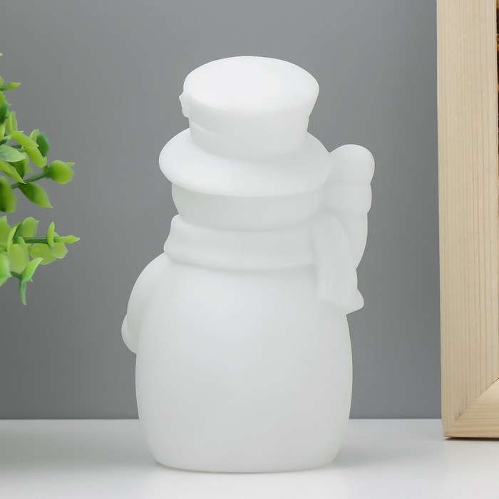 Ночник Ночник "Снеговик в шляпе" LED от батареек 3хLR44 белый 7х7х12 см