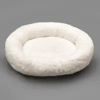 Лежанка для животных &laquo;Уют&raquo;, 50&times;42&times;11 см, мягкий мех, цвет молочный