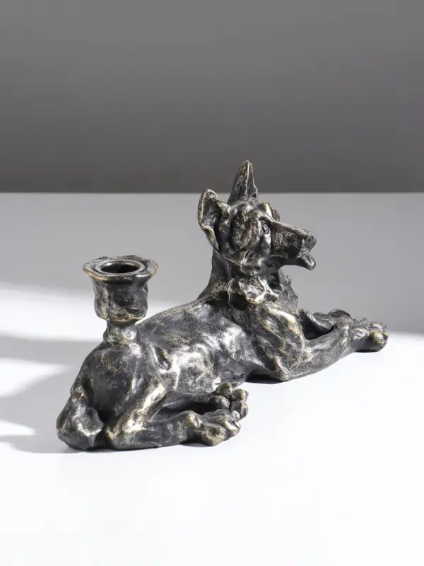 Подсвечник на 1 свечу &laquo;Шарж. Овчарка&raquo;, полистоун, под бронзу, 28&times;10.8&times;13 см