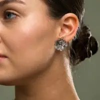 Серьги с блёстками &laquo;Цветок ажурный воздушный&raquo;, прозрачные, серые