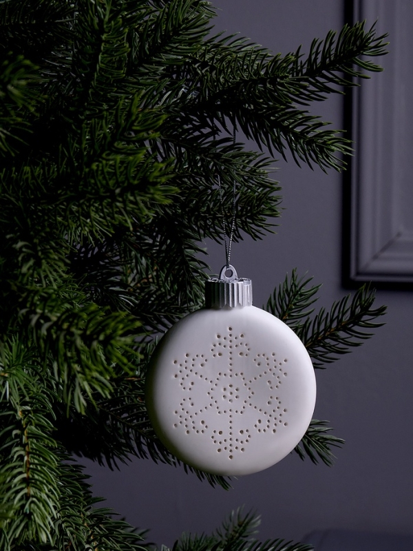 Елочный шар Елочный шар "Снежинка" 8.7х3.1х9.8 см, 1 LED, LR44x3(в компл.), свечение тёплое белое