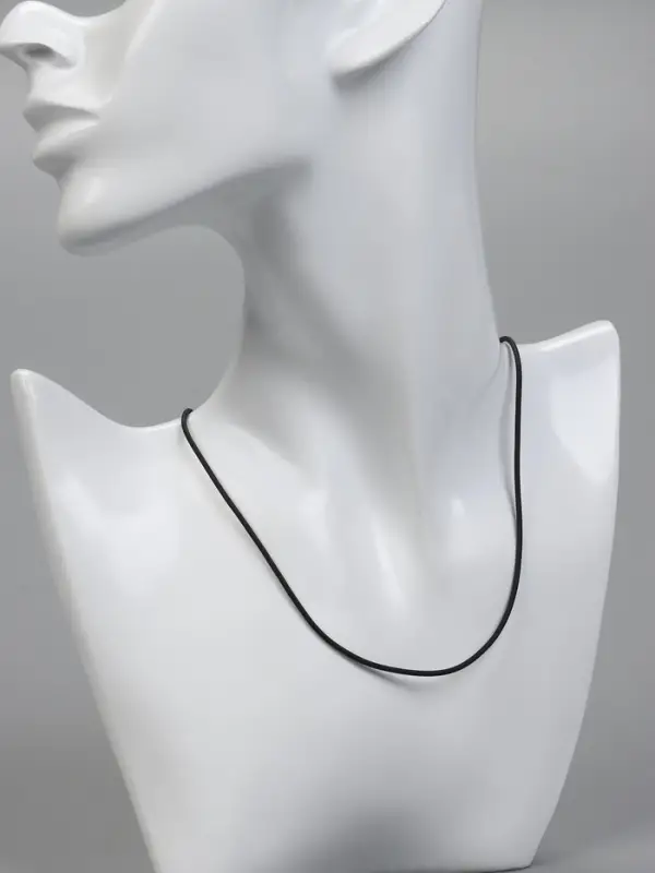 Шнурок каучуковый, неполый, 55 см, d=1.5 мм, чёрный в серебре