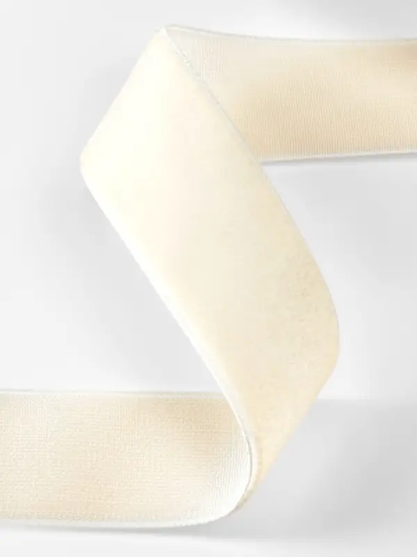 Лента бархатная, 25 мм, 18&plusmn;1 м, молочная №08