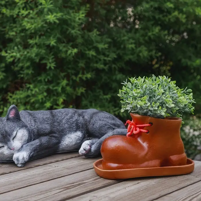 Фигурное кашпо  Фигурное кашпо "Башмак" коричневый 10*17см 204