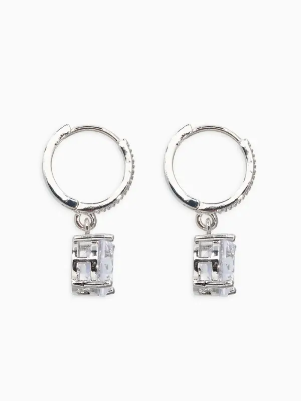 Серьги со стразами &laquo;Блум&raquo;, полукруглое крепление, белые в серебре