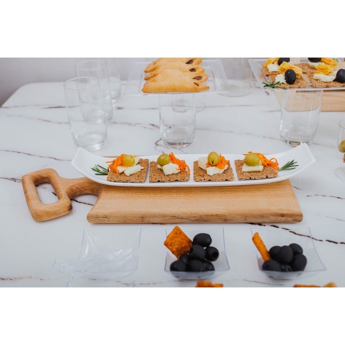 Блюдо фарфоровое Magistro «Бланш», 36×9×5 см, цвет белый