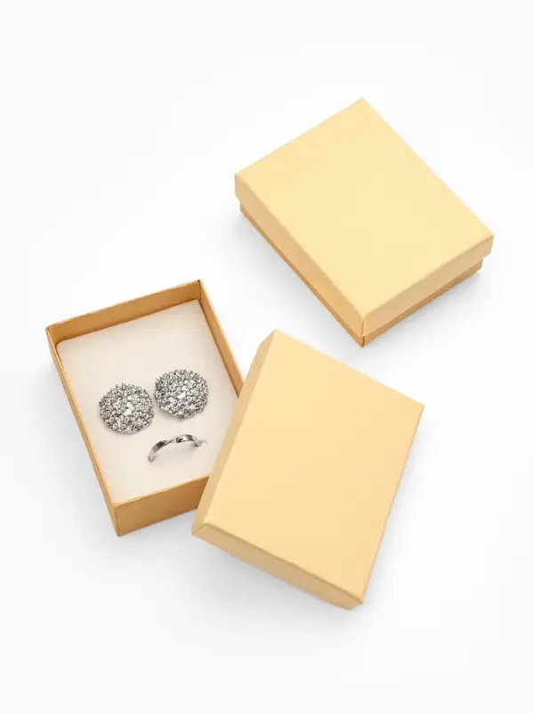 Коробочка подарочная под набор  Коробочка подарочная под набор "Нежность", 7*9 см, цвет бежевый