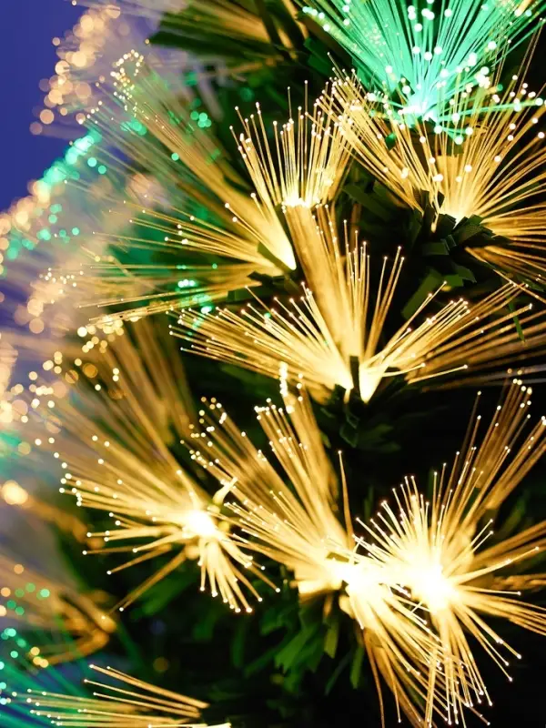 Ёлка светодиодная &laquo;Пучок&raquo; 60 см, диаметр нижнего яруса 37 см, 55 ПВХ веток