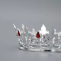 Топпер для торта &laquo;Корона&raquo;, 15&times;5.2 см, серебряная с красными стразами