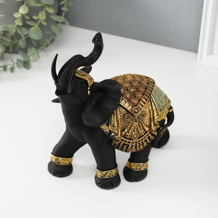 Сувенир полистоун Сувенир полистоун "Чёрный слон в золотой богатой попоне" МИКС 22х10х18,8 см