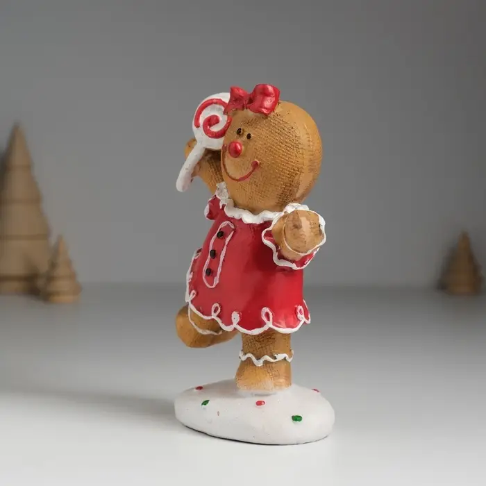 Фигурка полистоун &laquo;Пряничка в красном платье, с леденцом&raquo;, 10&times;5&times;14 см