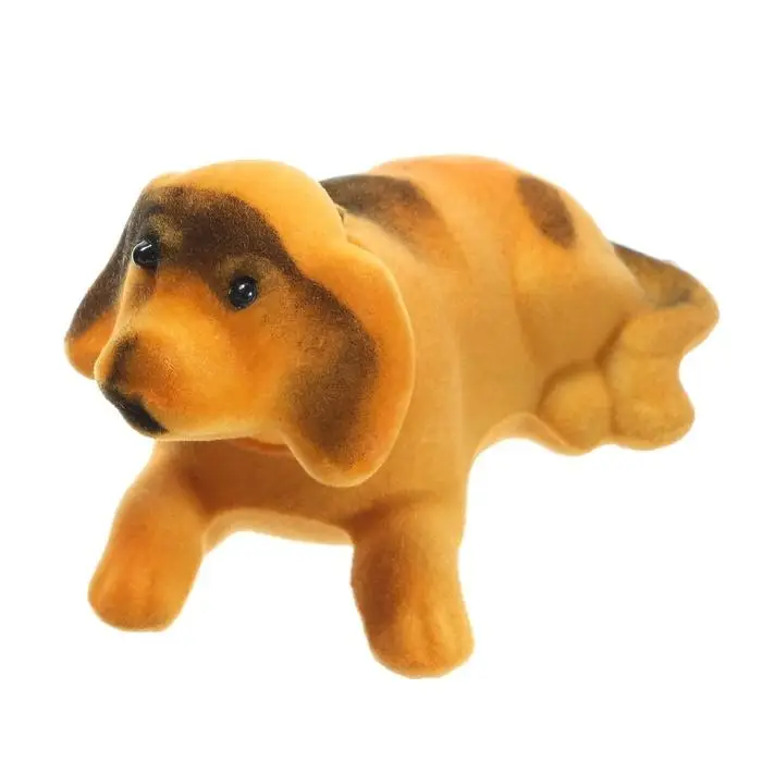 Собака на панель авто, качающая головой, малая, бежевый окрас Собака на панель авто, качающая головой, малая, бежевый окрас