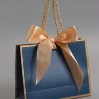 Пакет подарочный, черный , с бантом, 19 х 15 х 7 см