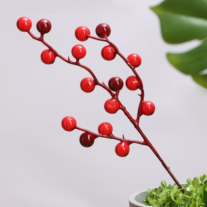 Набор штекеров Набор штекеров "Ягоды" 15 шт, красные, 33х10х2см