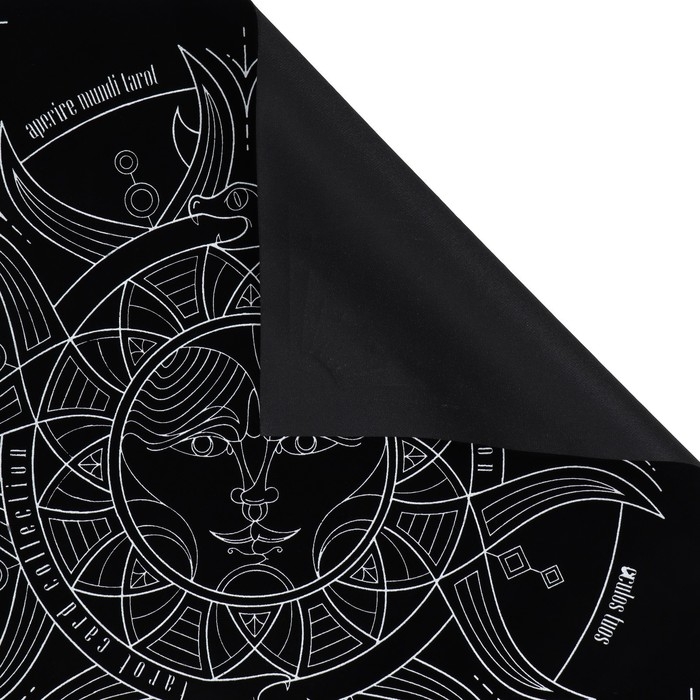 Скатерть для гадания бархатная «Солнце и луна», 50х50 см, 16+ Скатерть для гадания бархатная «Солнце и луна», 50х50 см, 16+