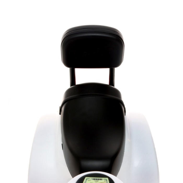 Электромотоцикл VESPA PX, цвет белый Электромотоцикл VESPA PX, цвет белый