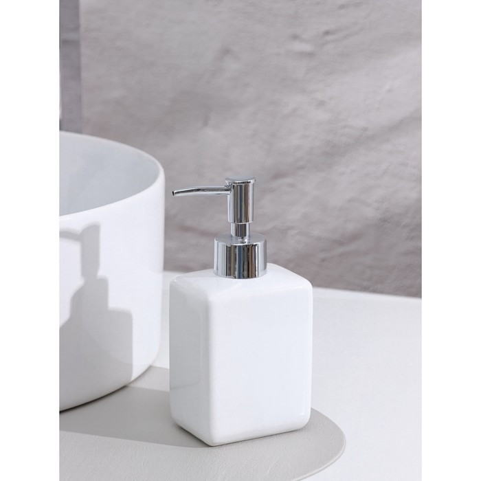 Дозатор для жидкого мыла SAVANNA «Природа», 350 мл, цвет белый Дозатор для жидкого мыла SAVANNA «Природа», 350 мл, цвет белый