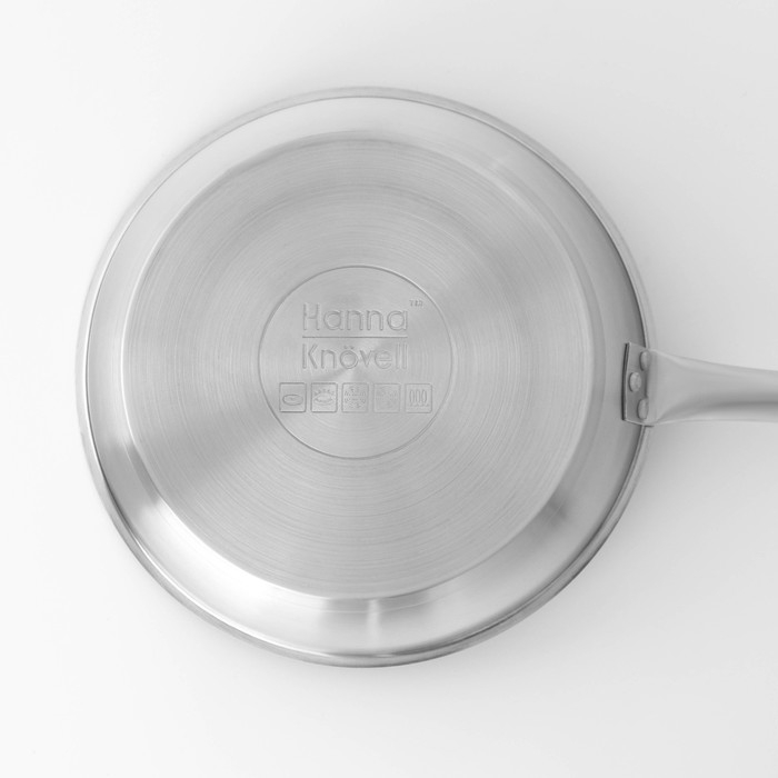 Сковорода из нержавеющей стали Hanna Knövell, d=28 см, h=5,5, толщина стенки 0,6 мм, длина ручки 25 см, антипригарное покрытие, индукция Сковорода из нержавеющей стали Hanna Knövell, d=28 см, h=5,5, толщина стенки 0,6 мм, длина ручки 25 см, антипригарное покрытие, индукция