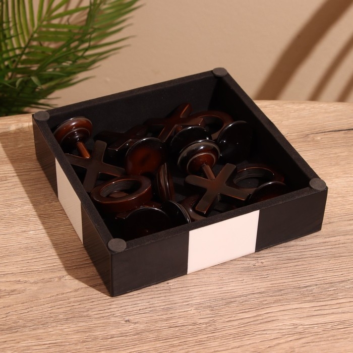 Игра настольная  Игра настольная "Крестики-нолики" 21х21 см, полирезин, мдф