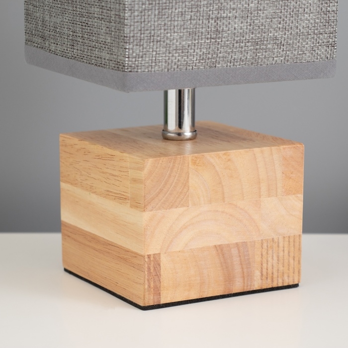 Лампа настольная Лампа настольная "Куб" 1х40Вт Е27 светлое дерево 11,5х11,5х27см