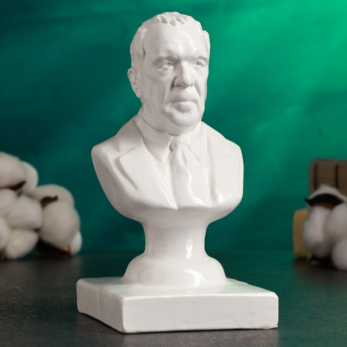Бюст "Лавров С.В." белый, 17см
