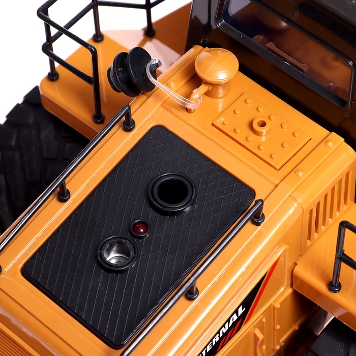 Машинка радиоуправляемая «Стройка», погрузчик, аккумулятор, световые, звуковые и дымовые эффекты Машинка радиоуправляемая «Стройка», погрузчик, аккумулятор, световые, звуковые и дымовые эффекты